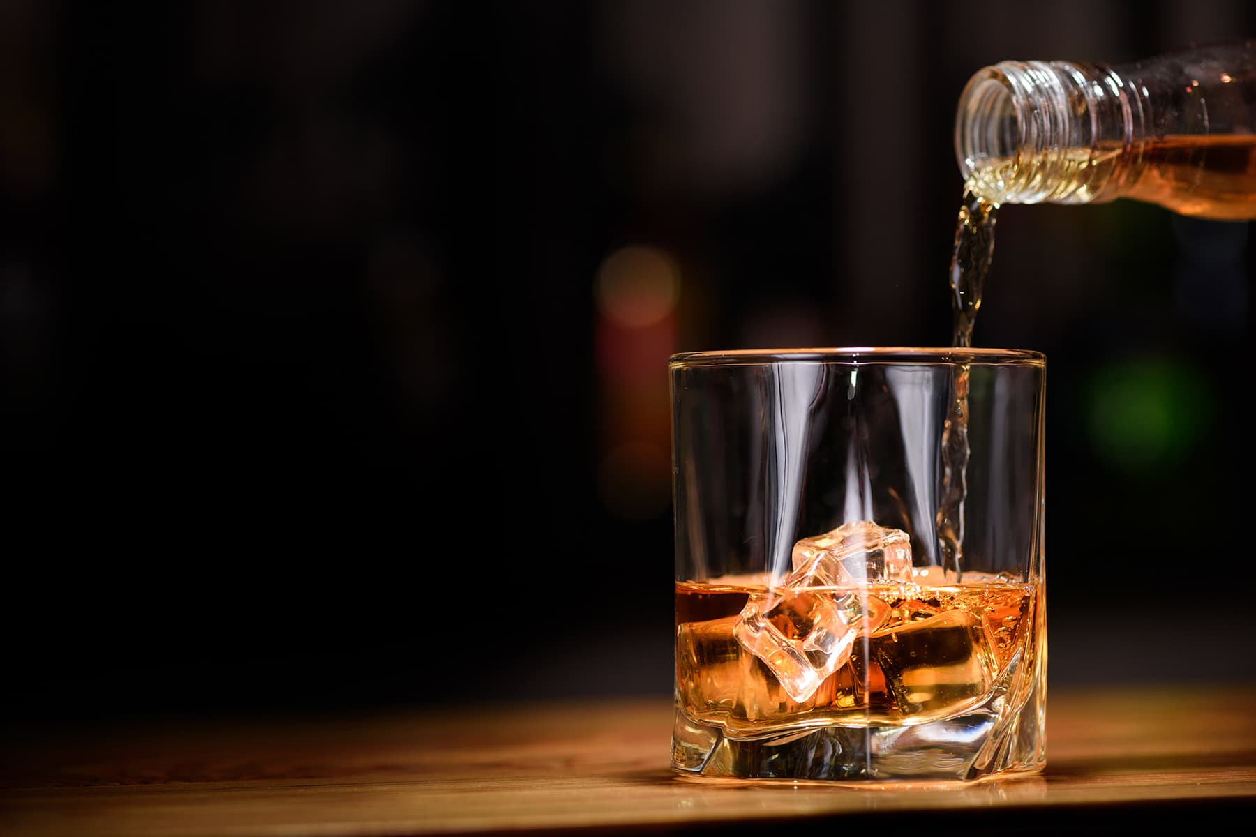 1800x1200_food_alcohol_brown_glass_01_other.jpg