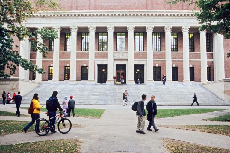 1800x1200_getty_rf_college_campus_2_other.jpg