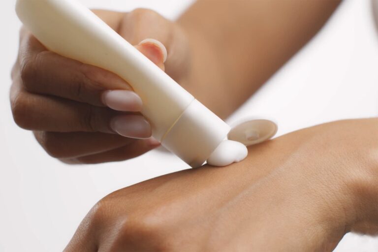 1800x1200_313889_02_inside_the_video_atopic_dermatitis_video.jpg