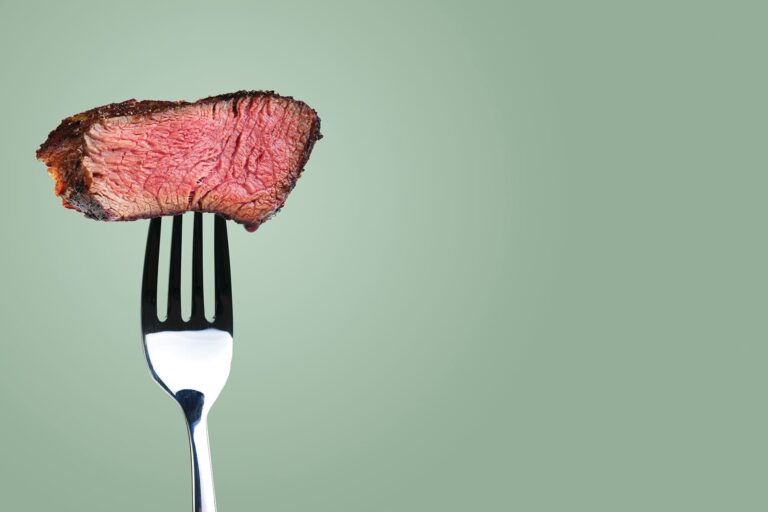 1800x1200_red_meat_and_gut_bacteria.jpg