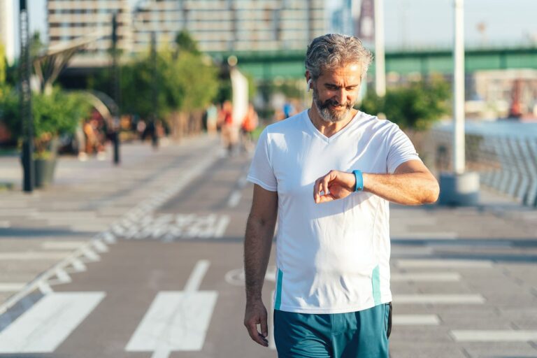 1800x1200_senior_man_walking_for_exercise_other.jpg